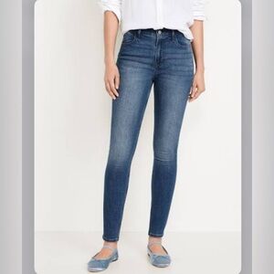 Old Navy • High Rise Skinny Denim Jeans Long / Tall